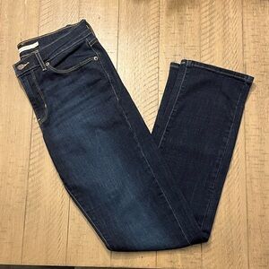 Levi's Women's Straight Leg Jeans in Dark Indigo